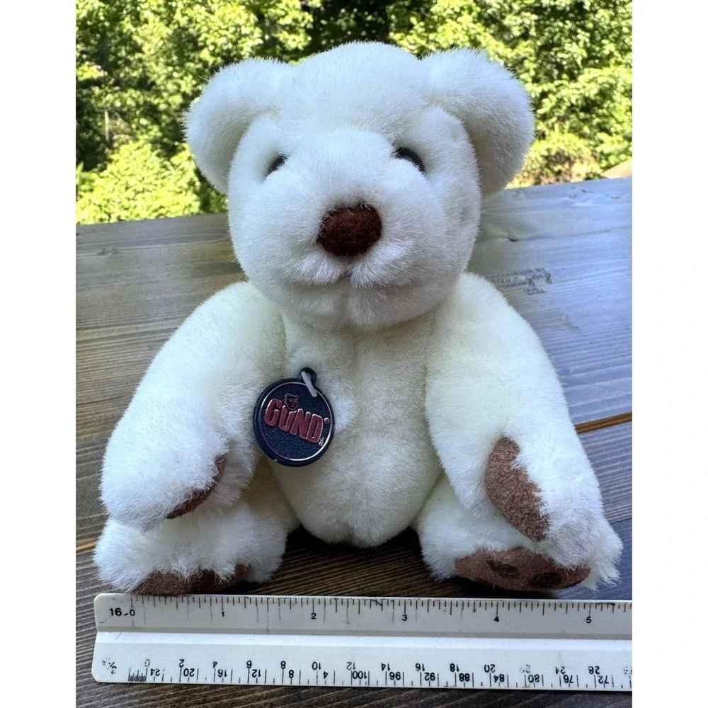 Gund thanks visiting